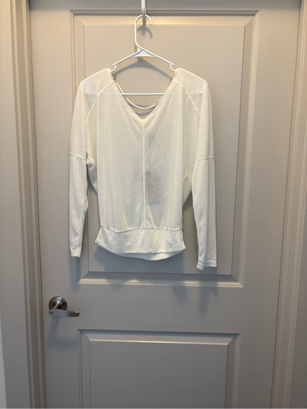 Prana Women's white Lightweight V-Neck Pullover yoga top outdoors nwt size m